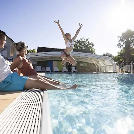 4 Etoiles - Piscine - Eeicab Thégra