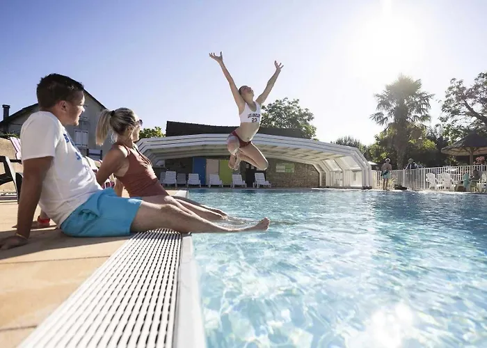 4 Etoiles - Piscine - Eeicab Thégra