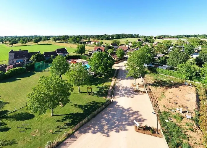 4 Etoiles - Piscine - Eeicab