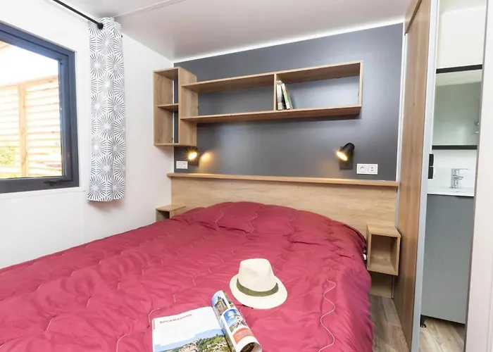 4 Etoiles - Piscine - Eeicab Κάμπινγκ *