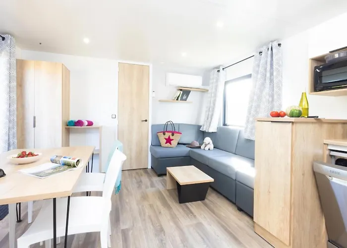 4 Etoiles - Piscine - Eeicab Κάμπινγκ Thégra