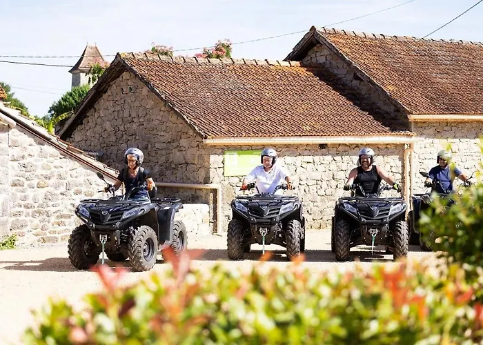 Zecamping 4 Etoiles Familial Animaux Acceptes Terrain Multisports مكان تخييم Thégra